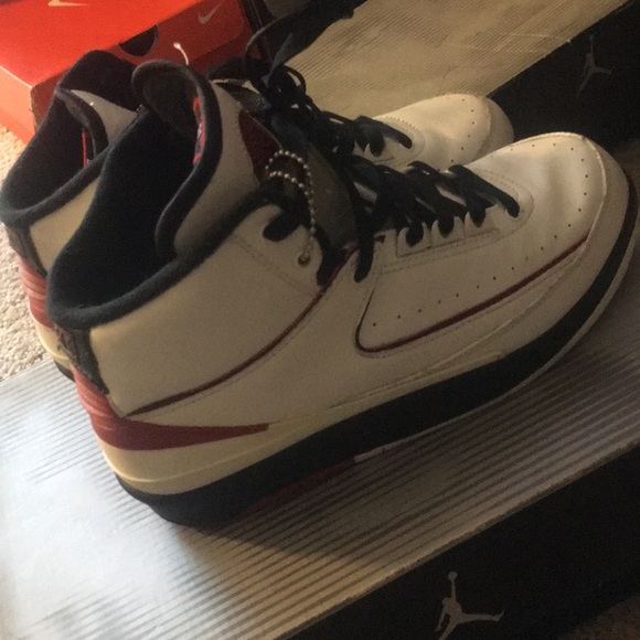 Retro 2 - Picture 2 of 2